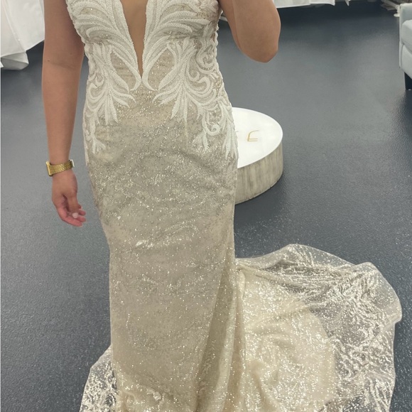 BRAND NEW WEDDING DRESS/ RECEPTION DRESS - Picture 2 of 11